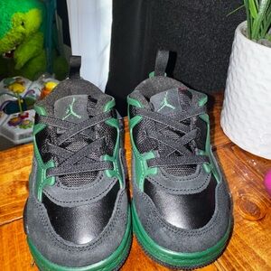 Toddlers Jordans 7c